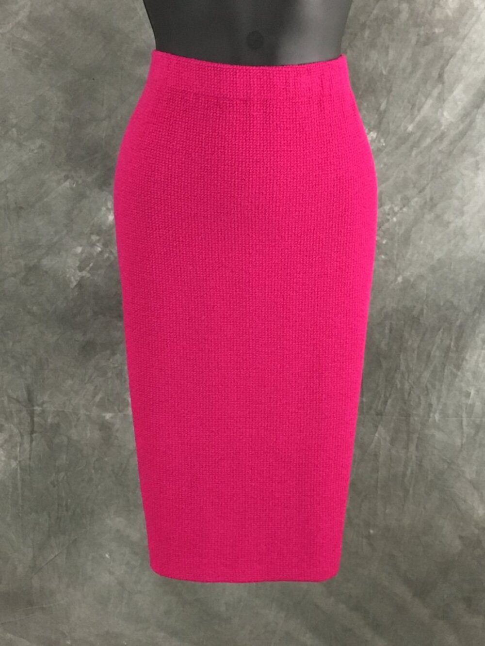BEAUTIFUL st john knit pink jacket skirt suit size 10 - Picture 7 of 8